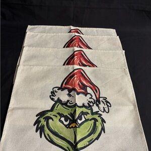 The Grinch Face Christmas Holiday Decorative Table Napkins set of 4